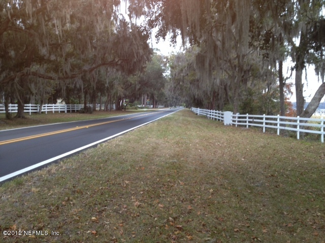 204 River's Edge Road South St. Augustine, FL 32092 - Photo 28 of 31 Fence along CR13