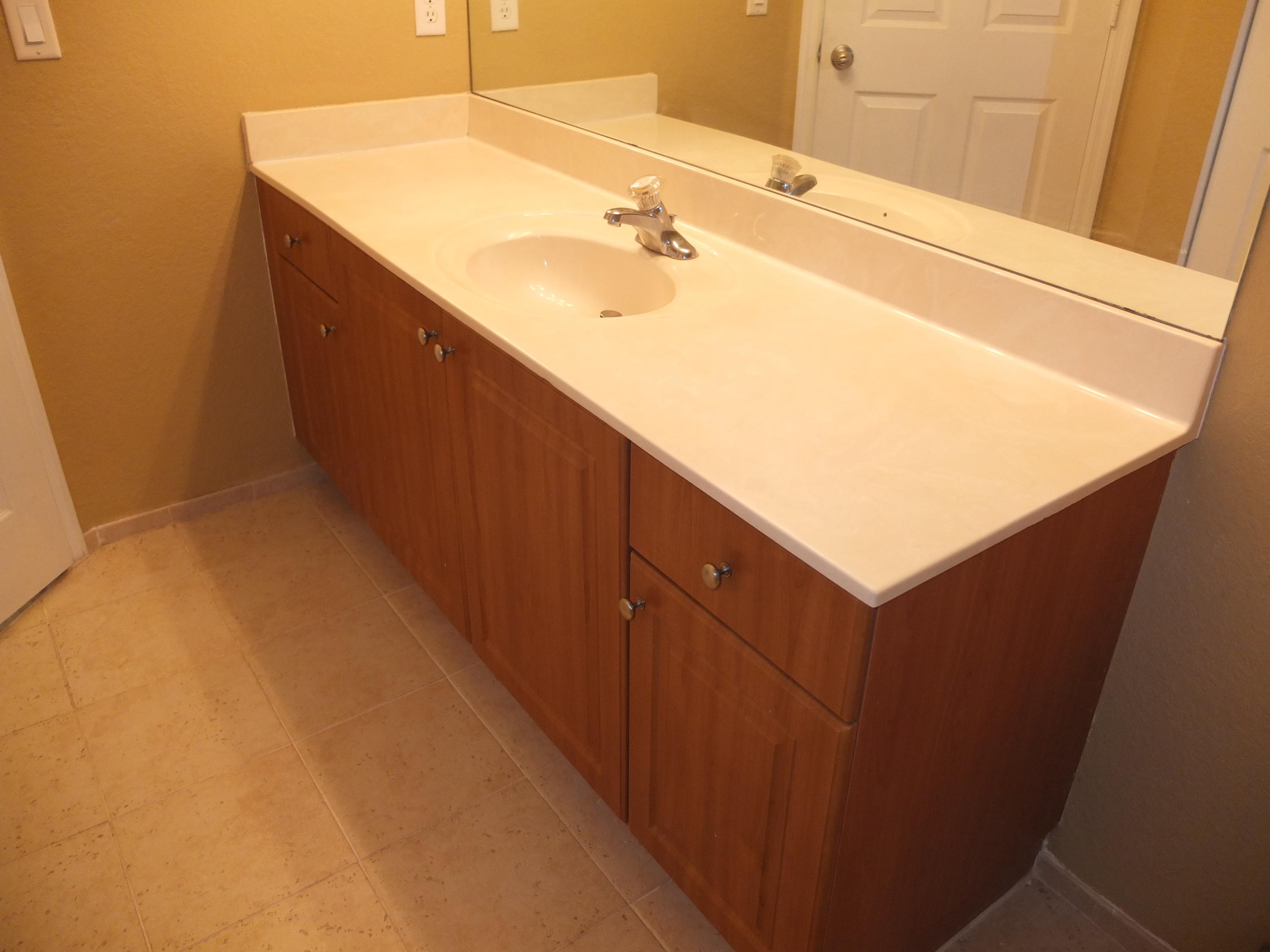 5905 Riverside Avenue Tamarac, FL 33321 - Photo 14 of 20 DSCF1870