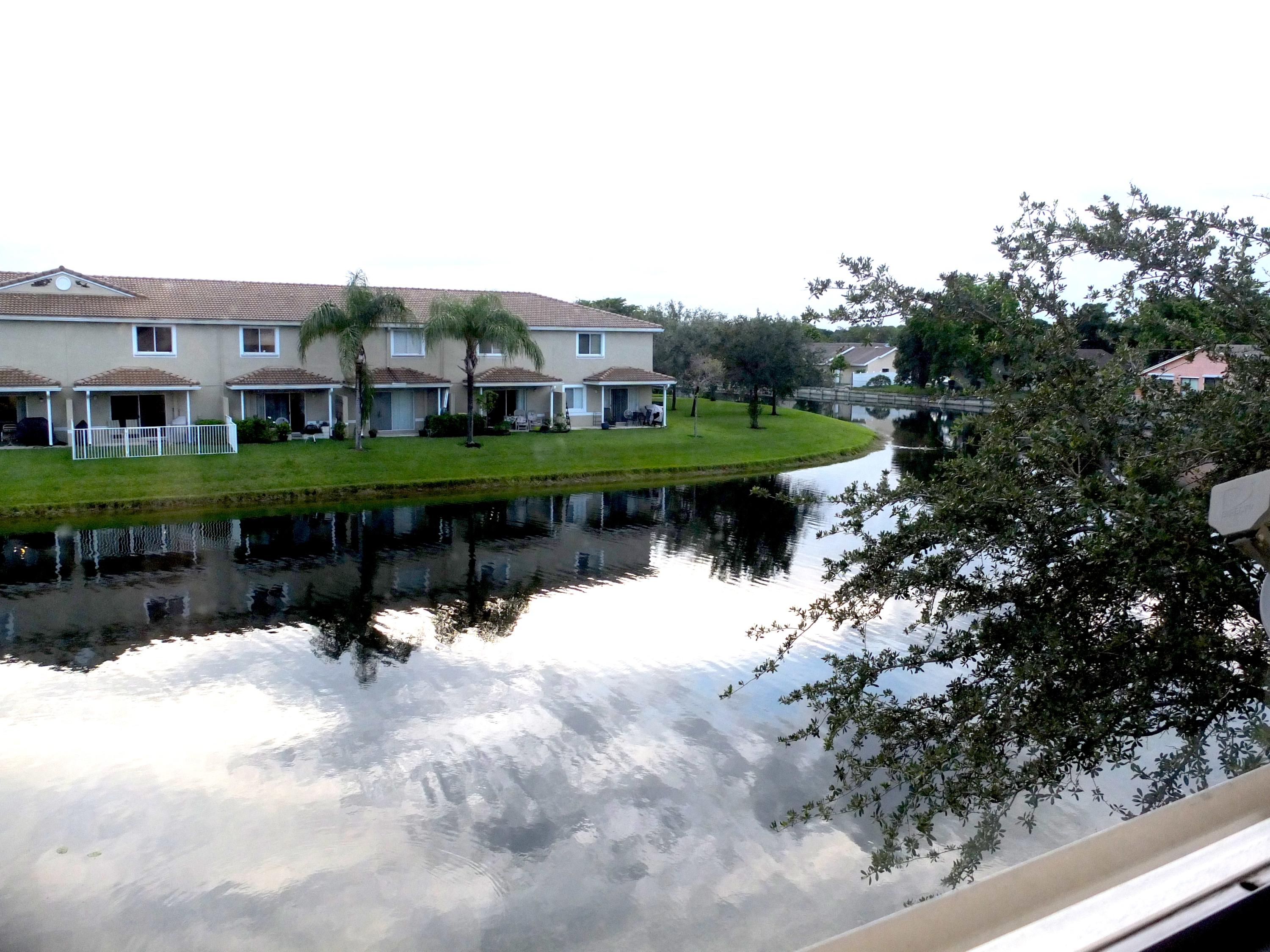 5905 Riverside Avenue Tamarac, FL 33321 - Photo 2 of 20 Backview2ndfloor