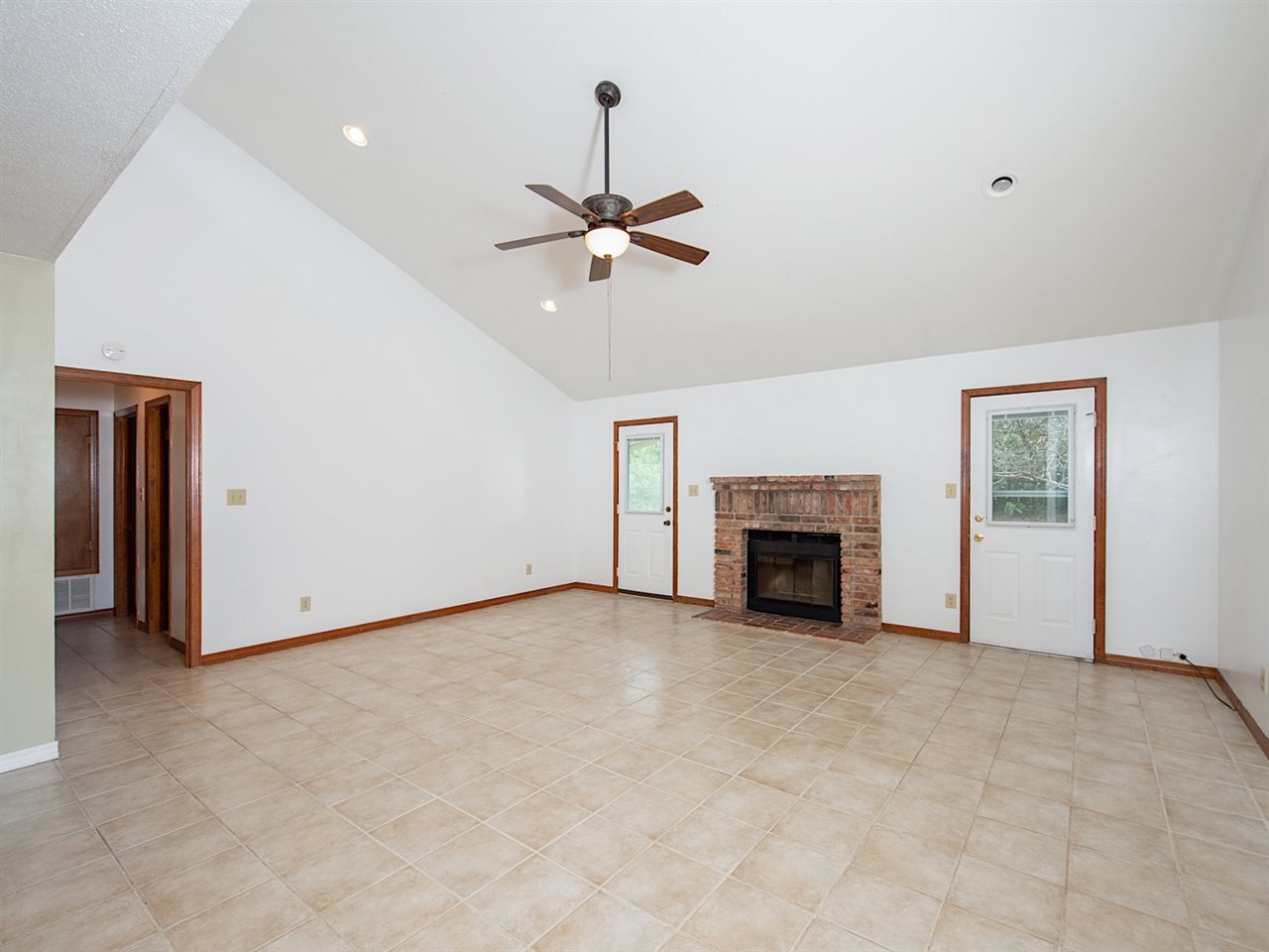 416 Ridgewood Drive Daphne, AL 36526 - Photo 4 of 22