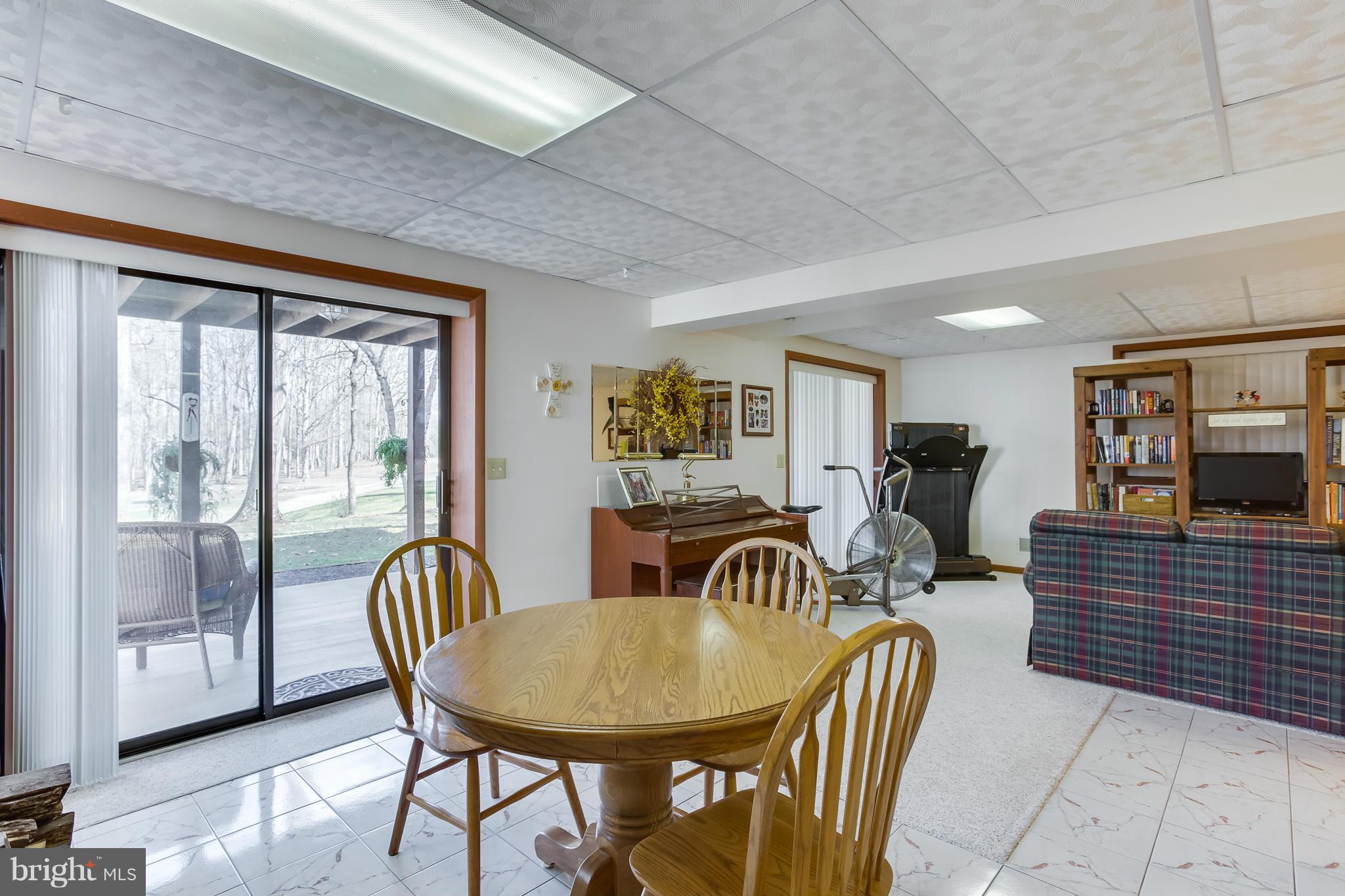 301 Gold Valley Road Locust Grove, VA 22508 - Photo 18 of 30 Family Room