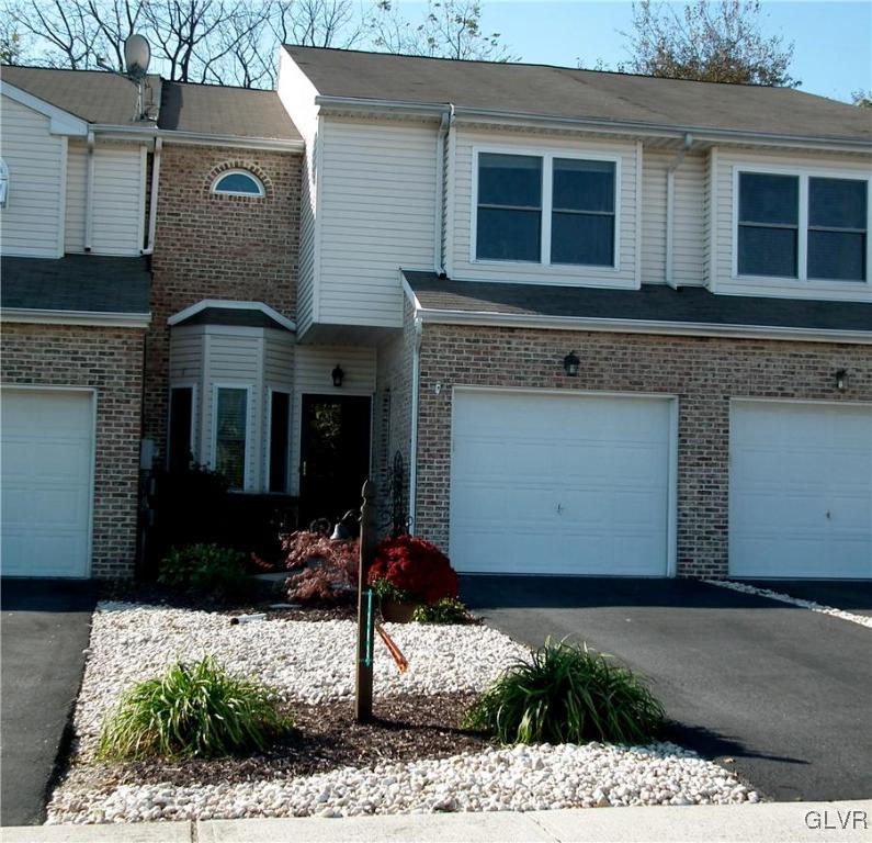 1202 Old Gate Road Northampton, PA 18067 - Photo 1 of 16 Gallery Image 1