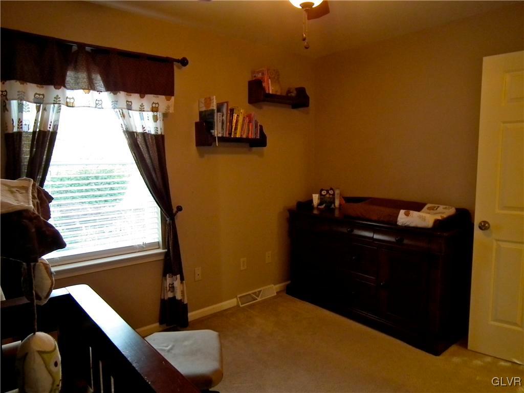 1202 Old Gate Road Northampton, PA 18067 - Photo 12 of 16 Gallery Image 12
