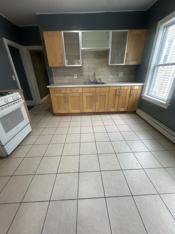 23 Mt Ida Road, Unit 3 Boston, MA 02122 - Photo 3 of 18