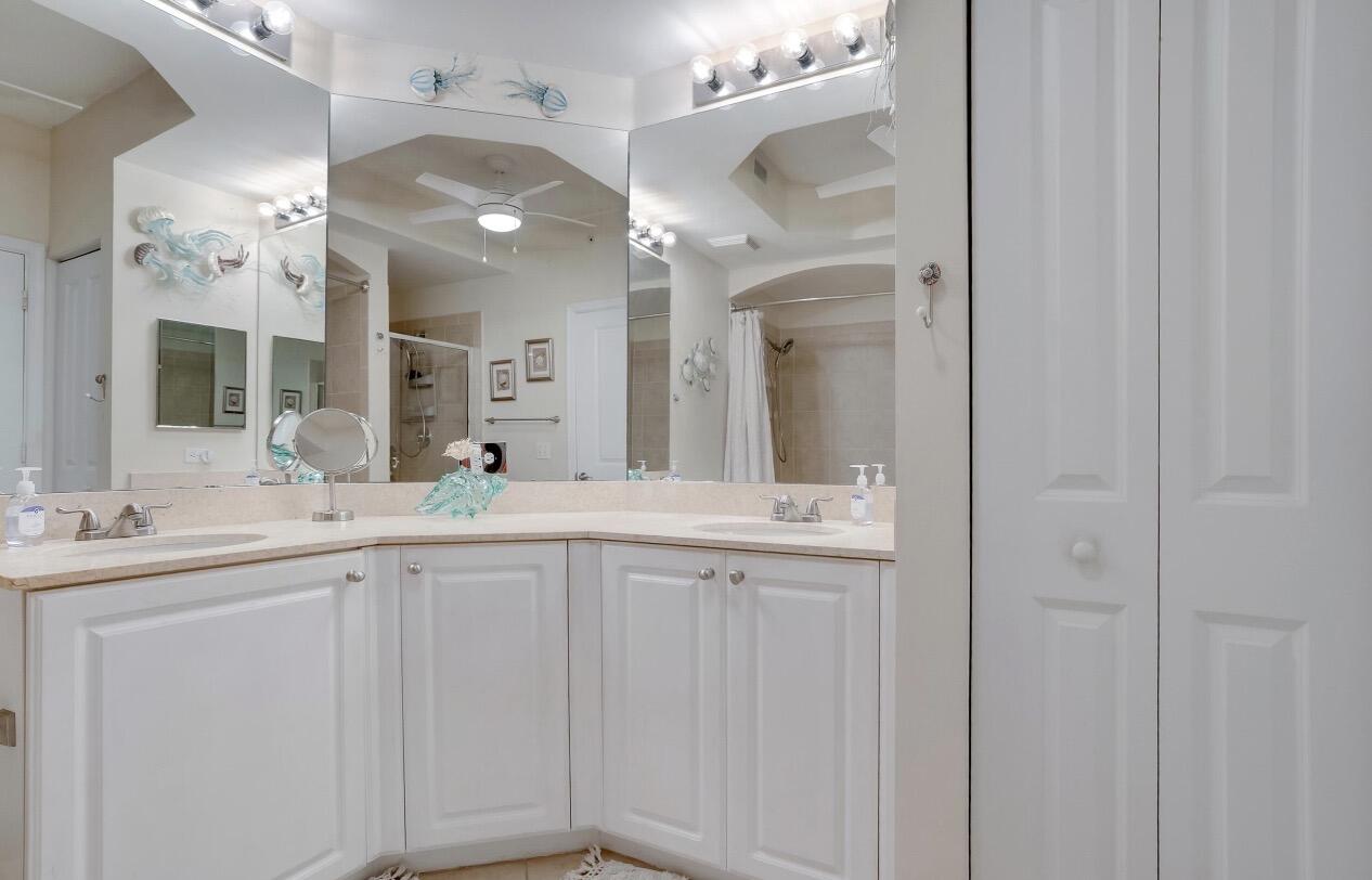 1690 Renaissance Commons Boulevard, Unit 1404 Boynton Beach, FL 33426 - Photo 8 of 21 IMG_4845