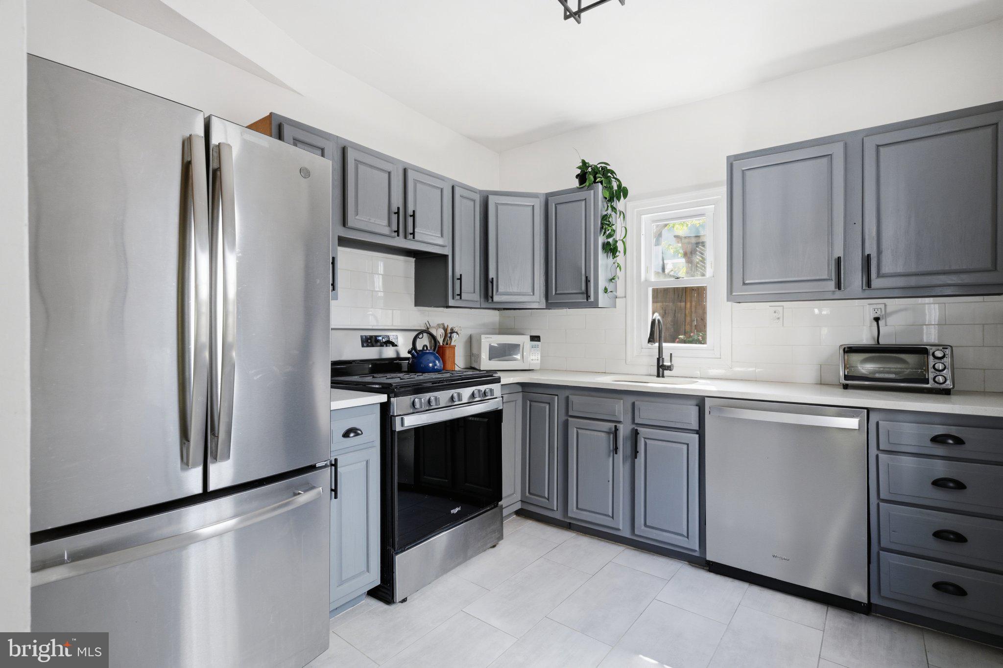 2965 Mercer Street Philadelphia, PA 19134 - Photo 12 of 32