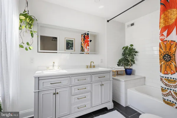 $289,000 | 2965 Mercer Street, Philadelphia, PA 19134