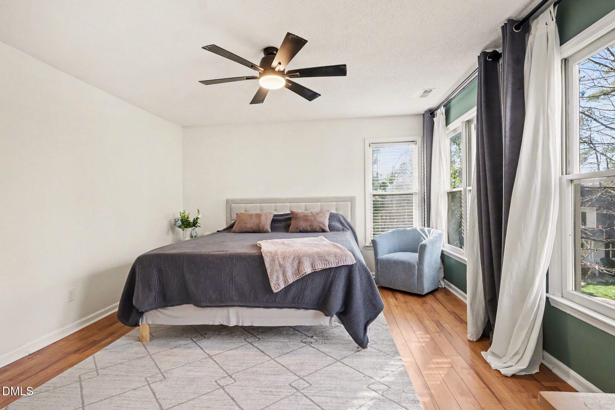 1701 Point O Woods Court Raleigh, NC 27604 - Photo 17 of 45 030_file_2230