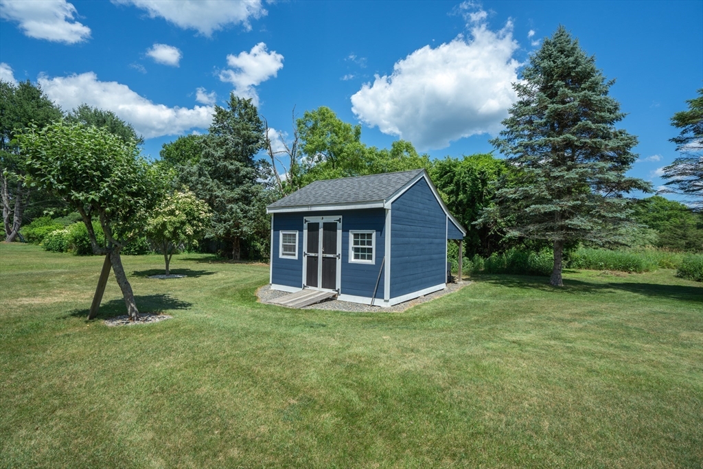305 Scadding Street Taunton, MA 02780 - Photo 36 of 38