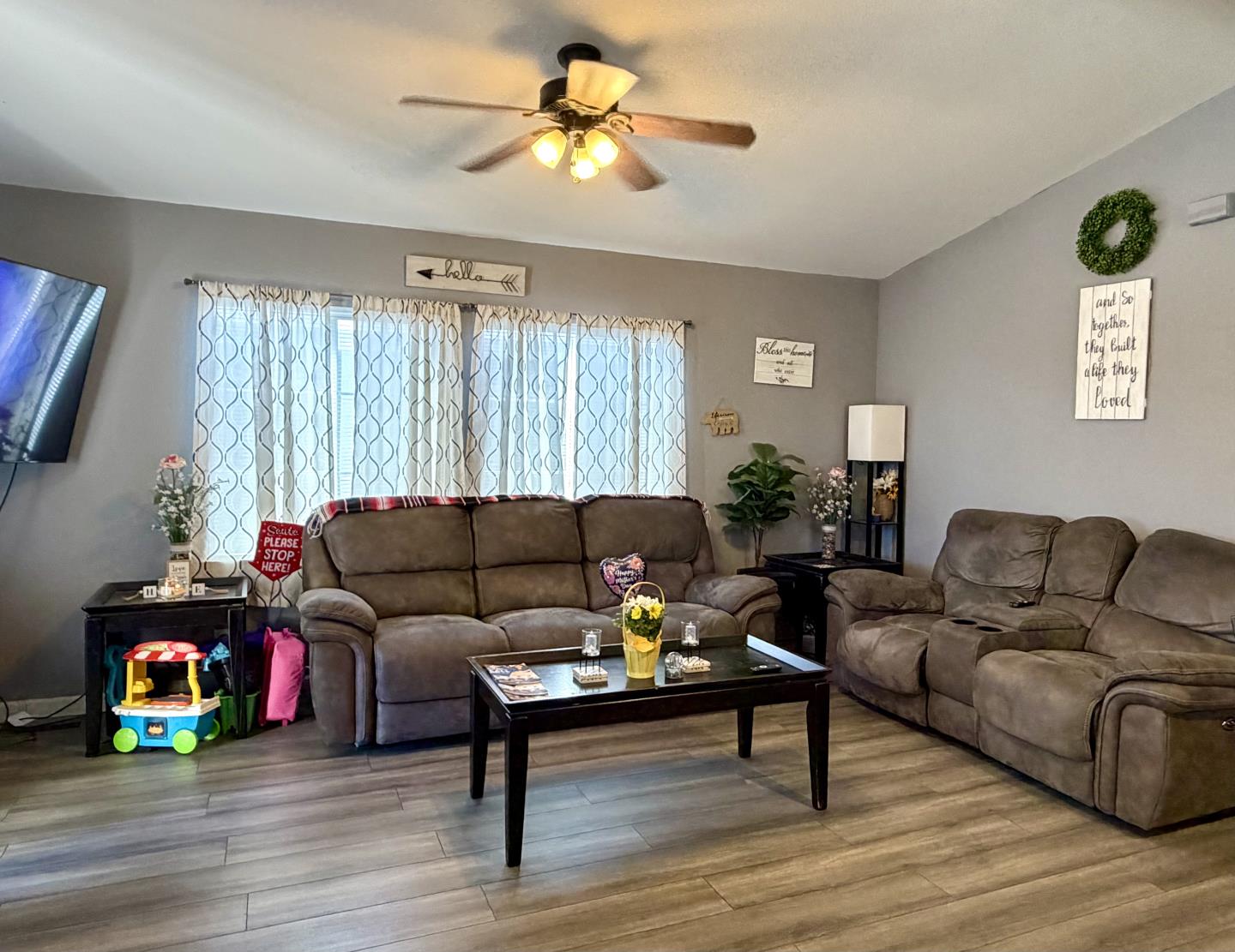555 Umbarger Road, Unit 43 San Jose, CA 95111 - Photo 2 of 31