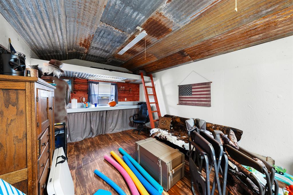 50 County Road Blossom, TX 75416 - Photo 11 of 40 a view of a room with furniture