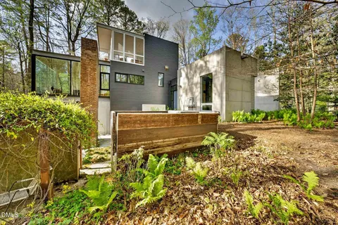 $2,500,000 | 740 Cedar Brook Way, Chapel Hill, NC 27516
