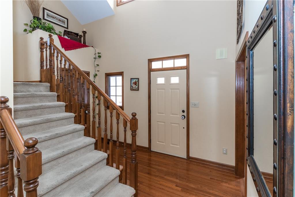 8950 Promontory Road Indianapolis, IN 46236 - Photo 3 of 25 Gallery Image 3