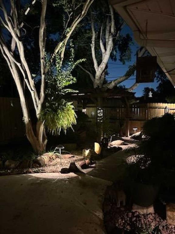 8493 Swift Avenue Dallas, TX 75228 - Photo 30 of 40 8493 Swift Avenue, Dallas, TX 75228 - www.8493Swift.com