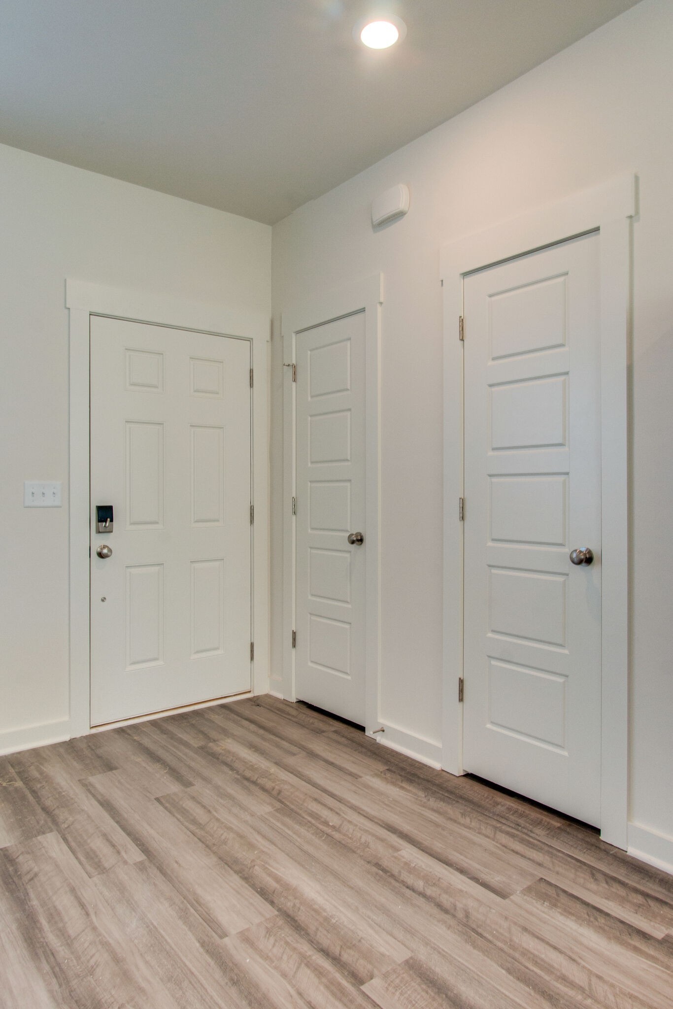 1703 Frodo Way Murfreesboro, TN 37128 - Photo 7 of 25 a view of an empty room