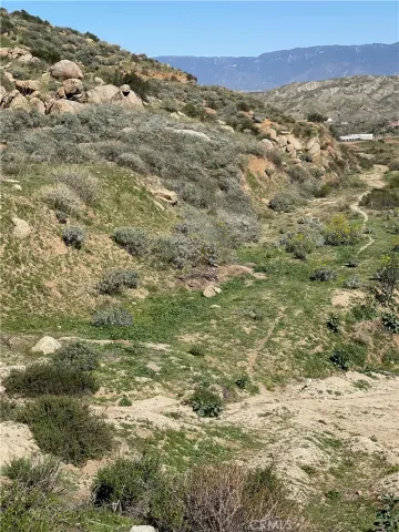 $99,000 | 53 Spring Colton Ca, Colton, CA 92324