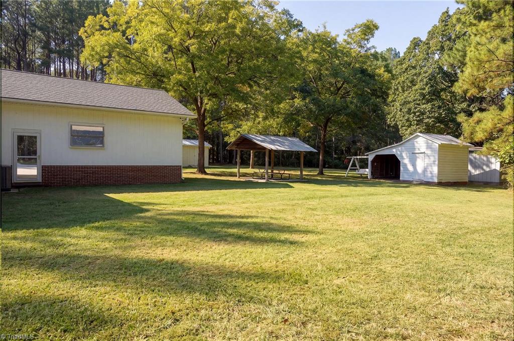 1036 Cunningham Road Thomasville, NC 27360 - Photo 28 of 47 Gallery Image 28