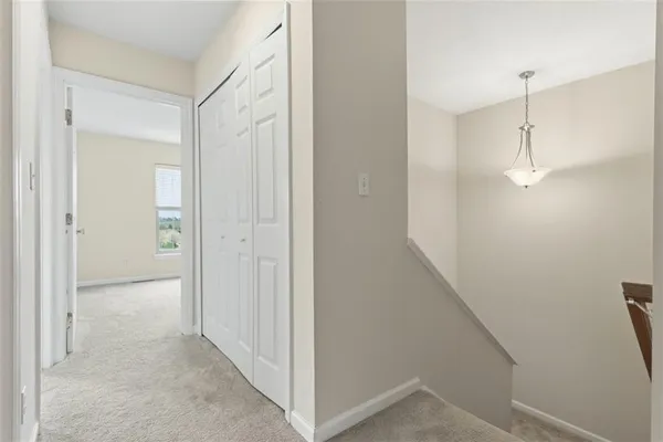 $369,900 | 607 Hilton Circle, Oakdale, PA 15071