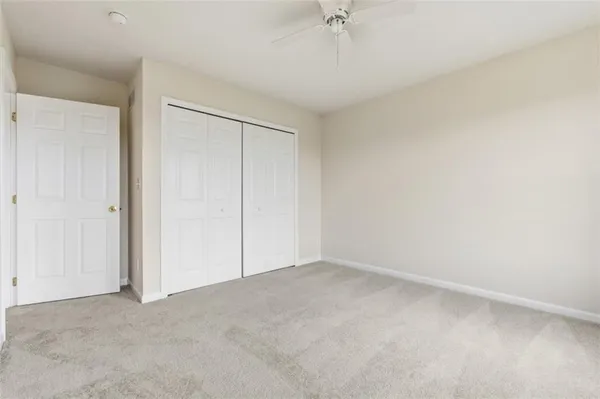 $369,900 | 607 Hilton Circle, Oakdale, PA 15071