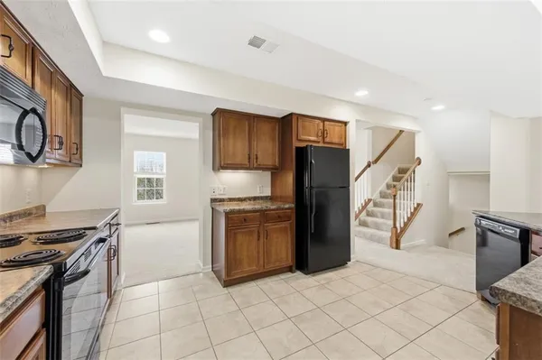 $369,900 | 607 Hilton Circle, Oakdale, PA 15071