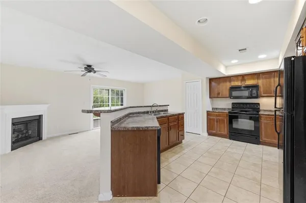 $369,900 | 607 Hilton Circle, Oakdale, PA 15071