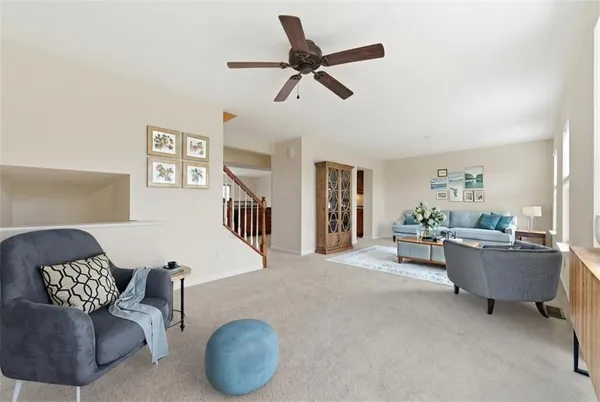 $369,900 | 607 Hilton Circle, Oakdale, PA 15071