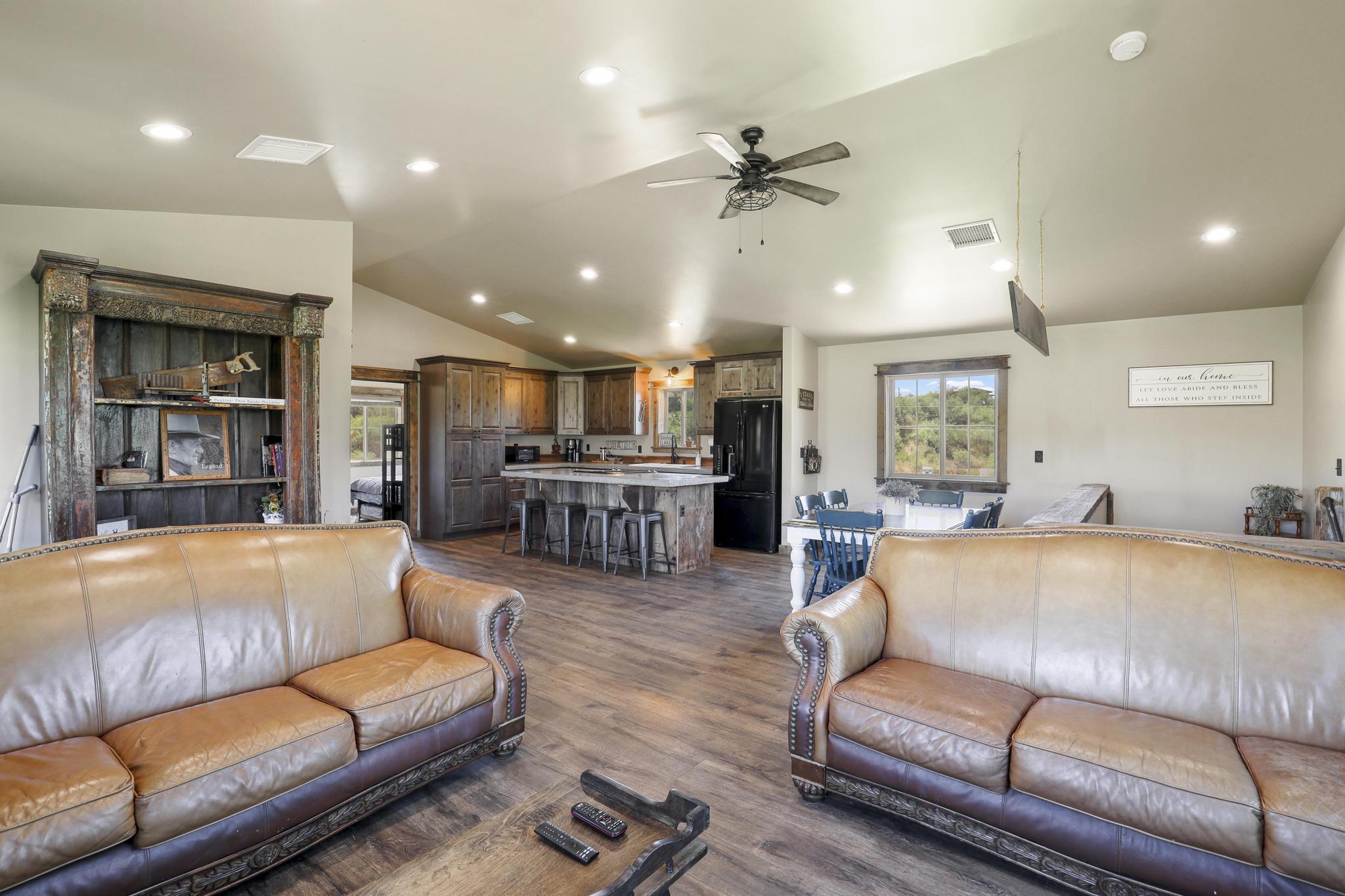 422 North Rodeo Drive Tonto Basin, AZ 85553 - Photo 17 of 38 1E0A8196 copy