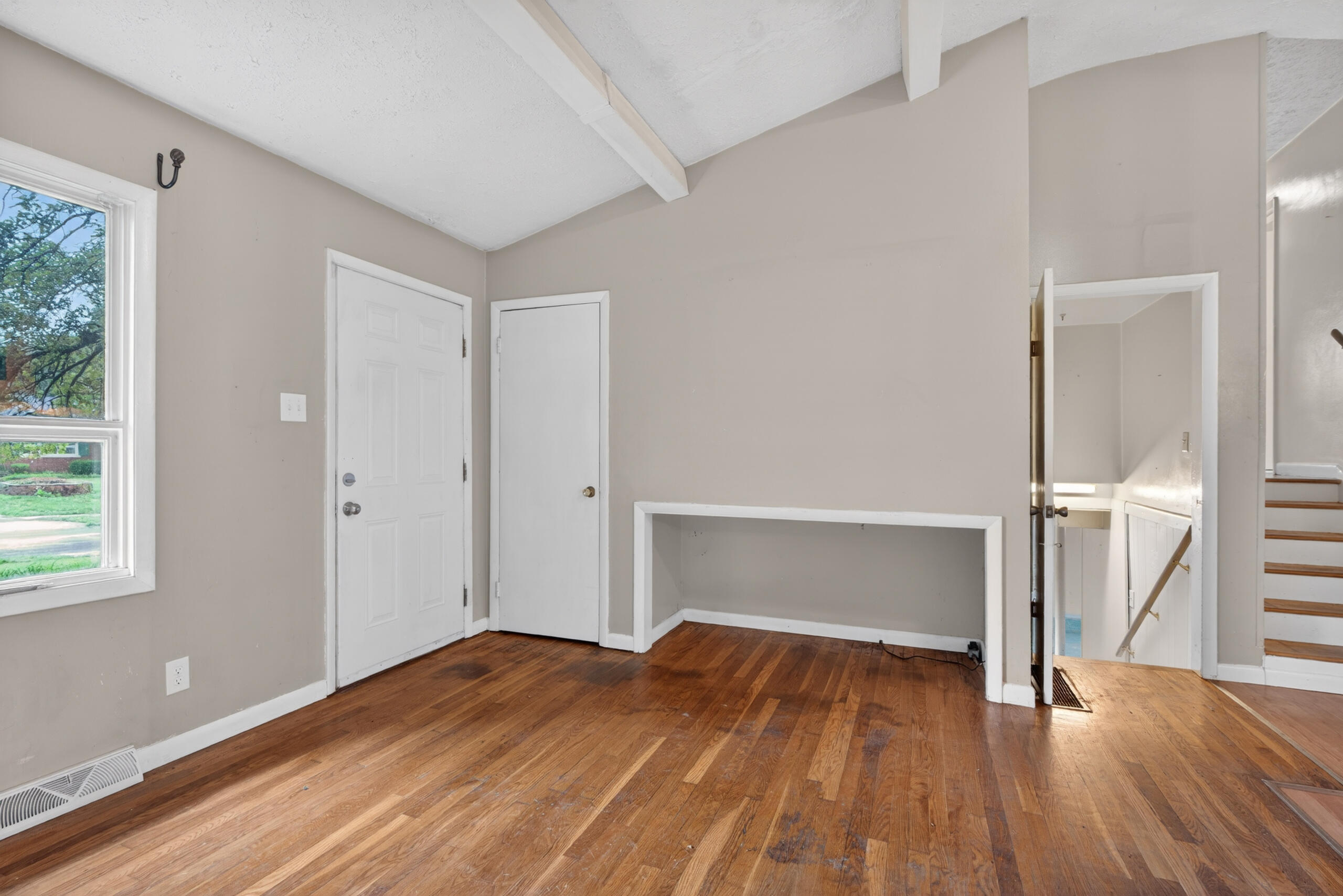 1804 Ranier Drive Lexington, KY 40505 - Photo 5 of 32 1804ranier05