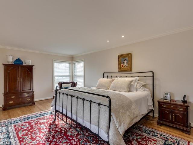 25 Harbor Hill Road Grosse Pointe, MI 48236 - Photo 20 of 40 31307816-19.JPG
