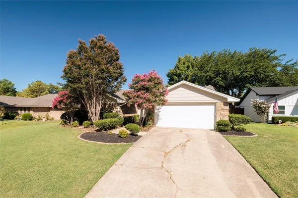 $2,650 | 5 Llano Drive, Trophy Club, TX 76262