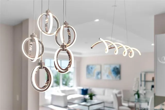 $1,095,000 | 41 Southwest Seminole Street, Unit 310, Stuart, FL 34994