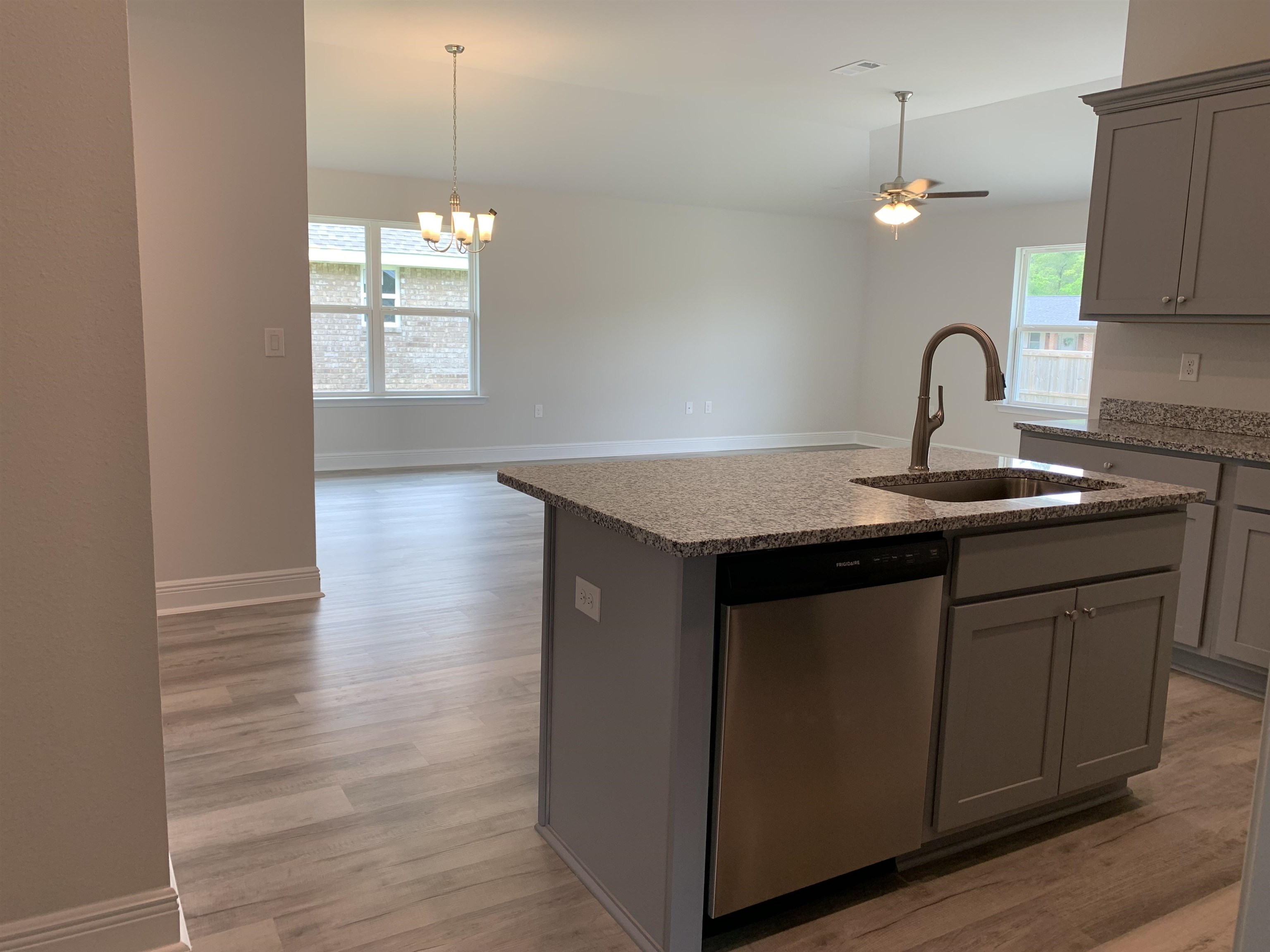 1407 Plymouth Drive Foley, AL 36535 - Photo 4 of 15