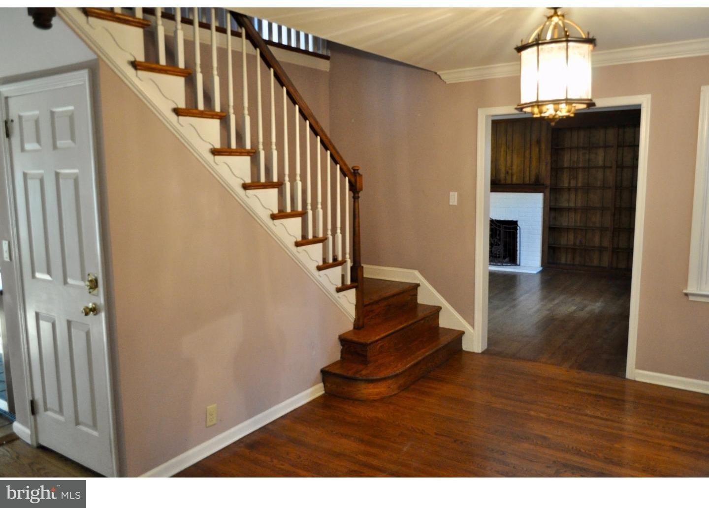 730 Thomas Jefferson Road Wayne, PA 19087 - Photo 2 of 10 Foyer