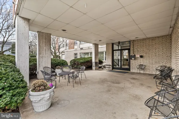 $225,000 | 4401 Roland Avenue, Unit 307, Baltimore, MD 21210