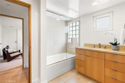 $13,995,000 | 1554 East Oceanfront, Newport Beach, CA 92661