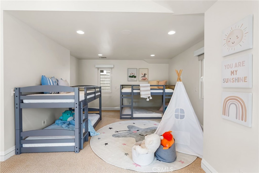 1554 East Oceanfront Newport Beach, CA 92661 - Photo 39 of 60