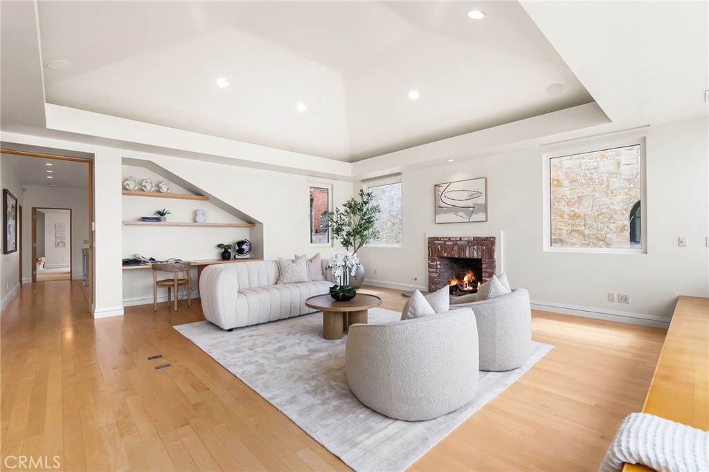 1554 East Oceanfront Newport Beach, CA 92661 - Photo 45 of 60