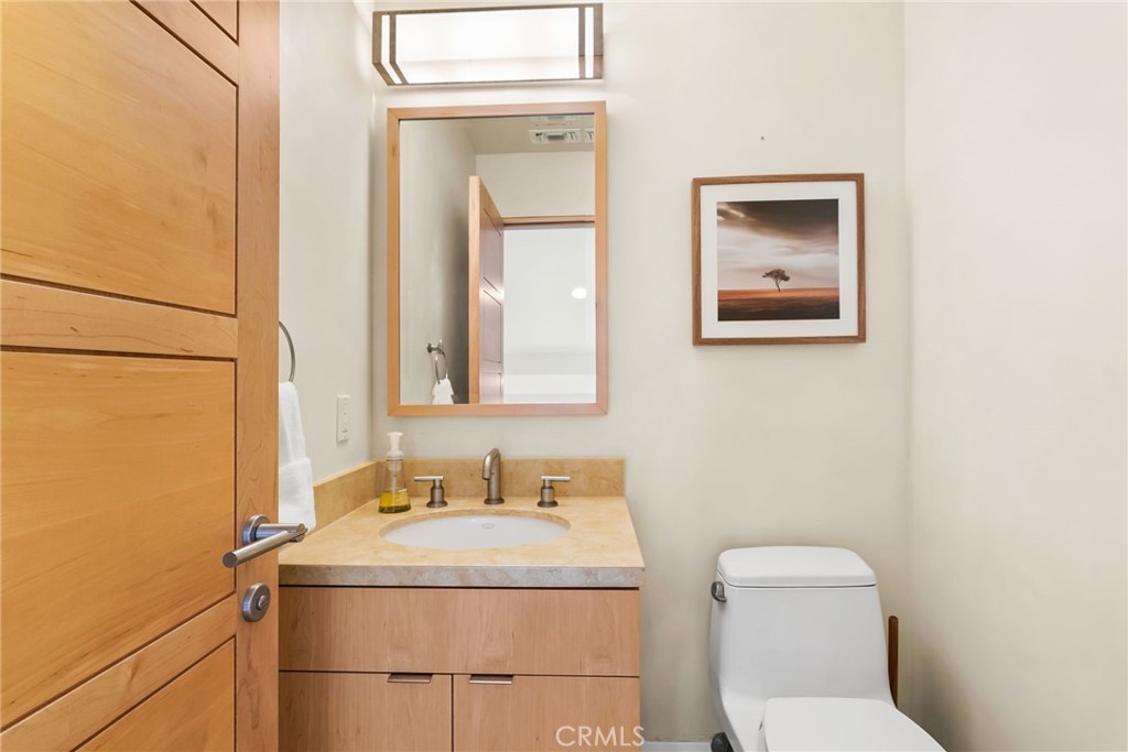 1554 East Oceanfront Newport Beach, CA 92661 - Photo 46 of 60