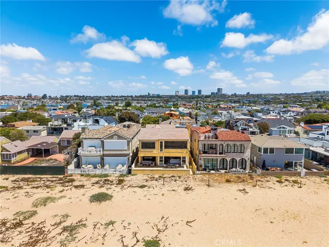$13,995,000 | 1554 East Oceanfront, Newport Beach, CA 92661