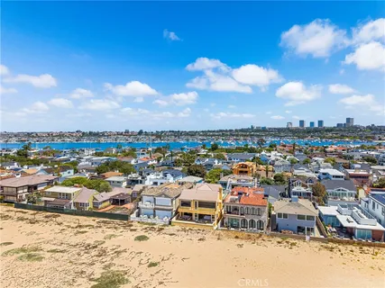 $13,995,000 | 1554 East Oceanfront, Newport Beach, CA 92661