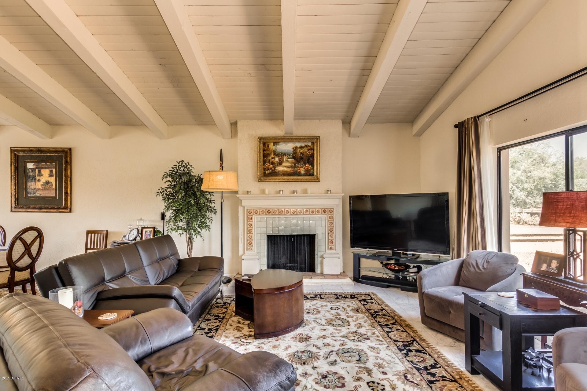 5033 East Mountain View Road Paradise Valley, AZ 85253 - Photo 5 of 28 Living Room