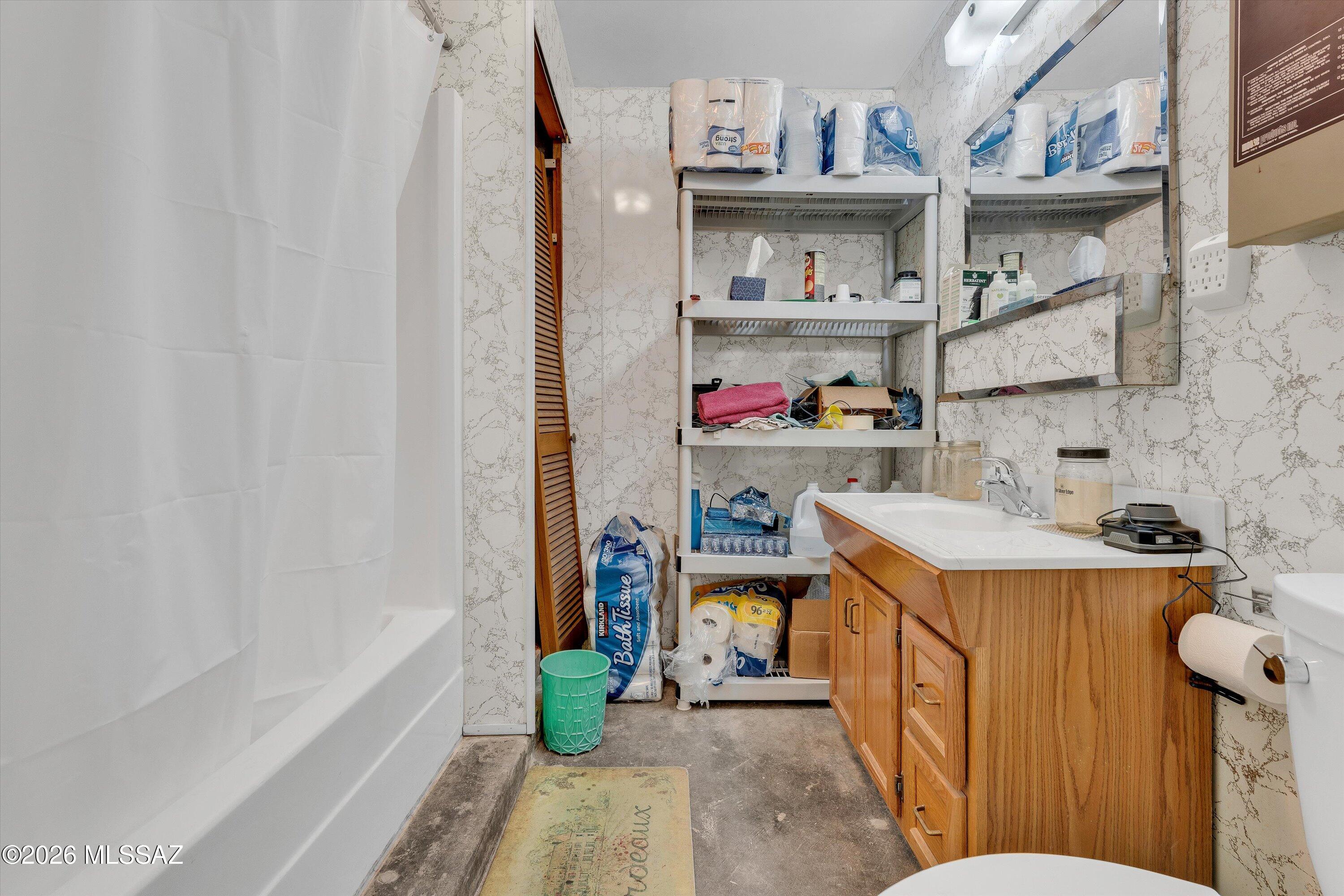 5200 North Tortolita Road Tucson, AZ 85745 - Photo 30 of 45 Garage Bathroom