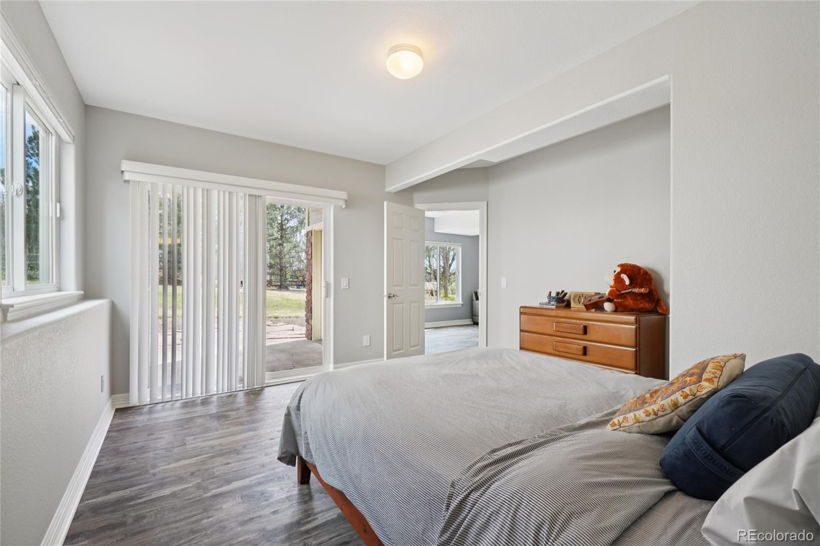 6694 Drew Ranch Lane Boulder, CO 80301 - Photo 21 of 37