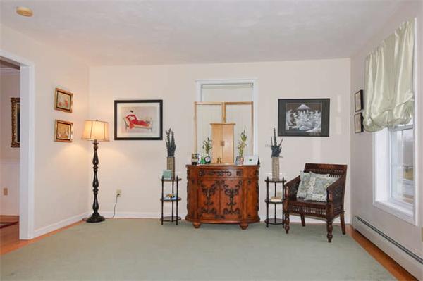 148 General Hobbs Road Holden, MA 01522 - Photo 3 of 19 Gallery Image 3