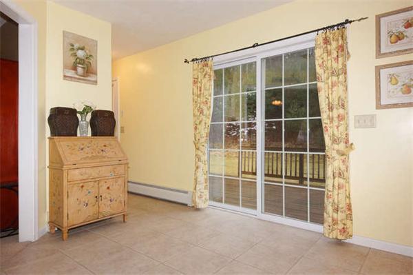 148 General Hobbs Road Holden, MA 01522 - Photo 4 of 19 Gallery Image 4