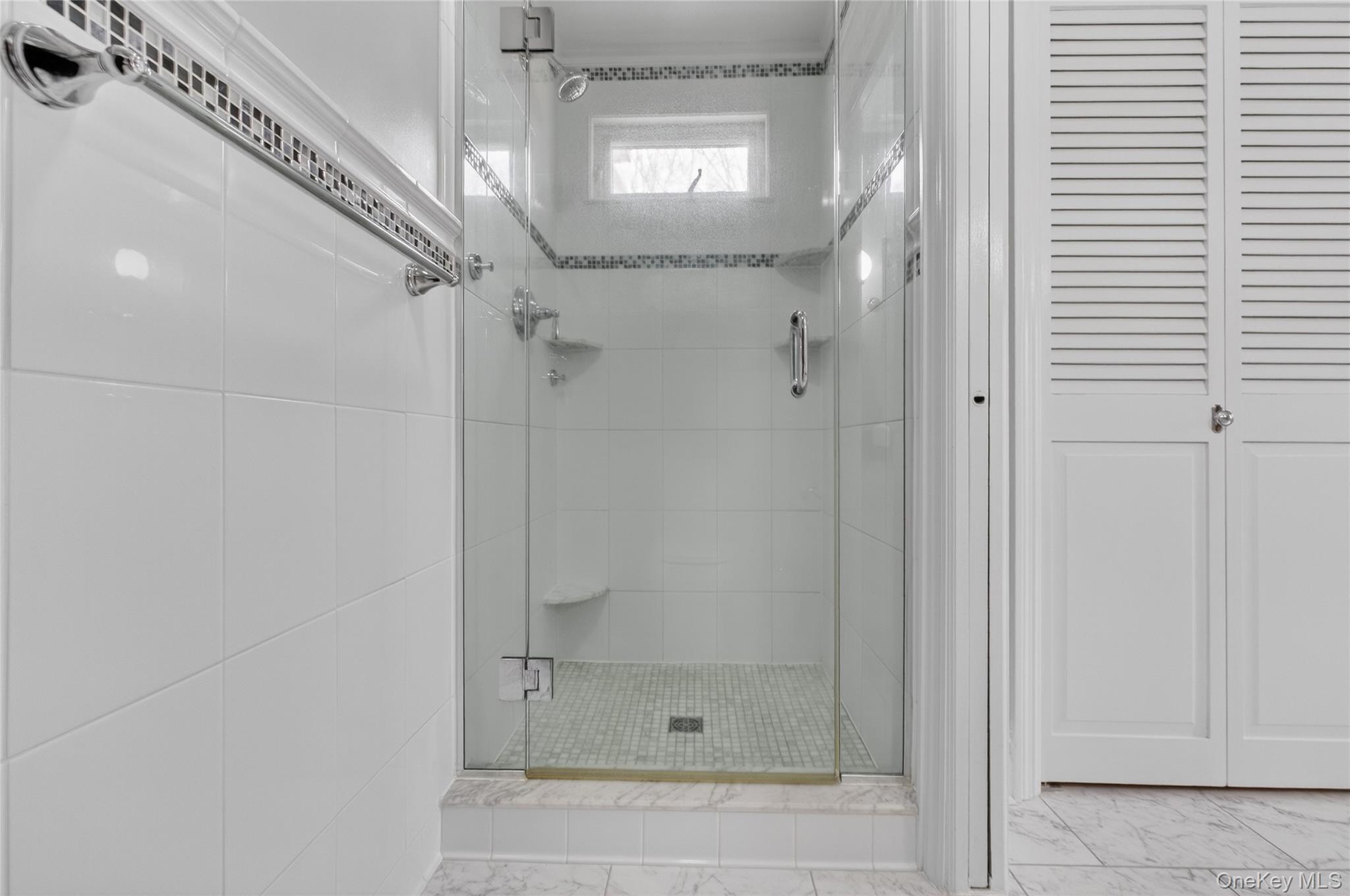 58 Dutchess Hill Road Poughkeepsie, NY 12601 - Photo 22 of 50 Primary bath