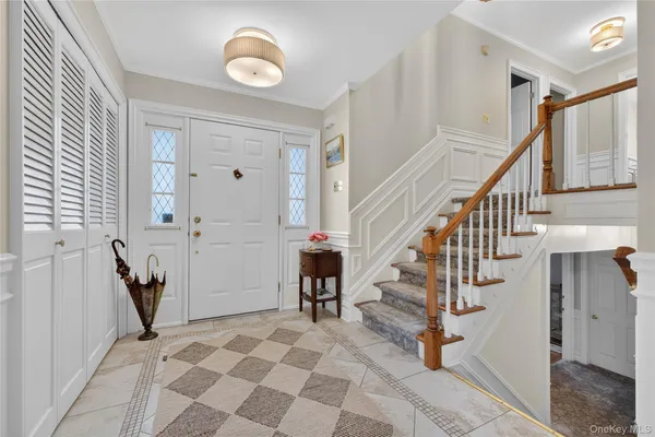 $639,900 | 58 Dutchess Hill Road, Poughkeepsie, NY 12601