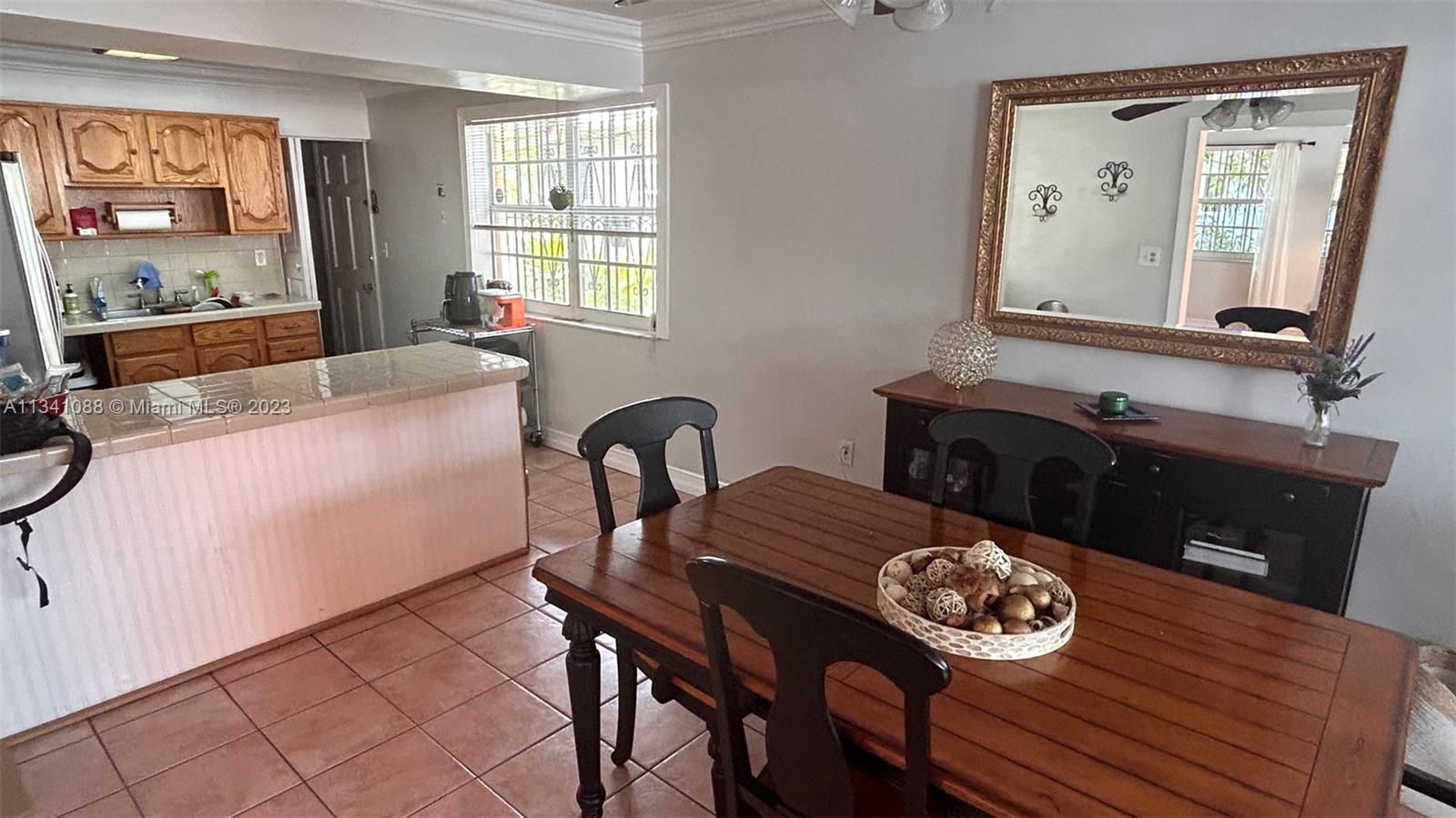 2160 Southwest 25th Street Miami, FL 33133 - Photo 8 of 21 Gallery Image 8