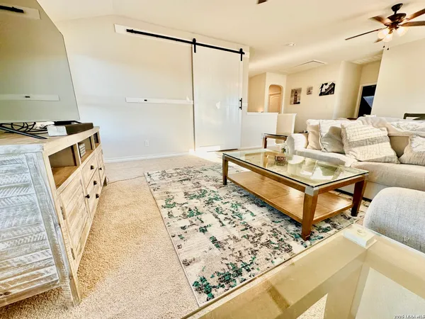 $2,250 | 11615 Hester Pass, San Antonio, TX 78245