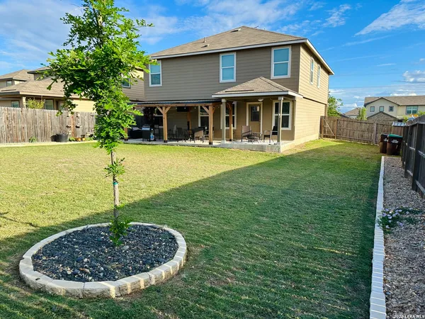 $2,250 | 11615 Hester Pass, San Antonio, TX 78245